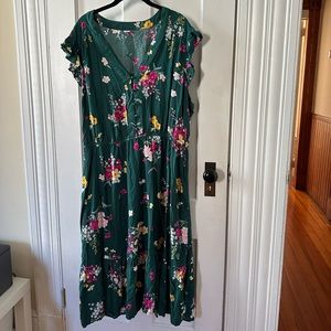 XXL dark green floral Old Navy midi dress